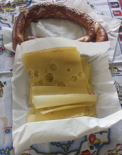 Datei:Brotzeit.jpg